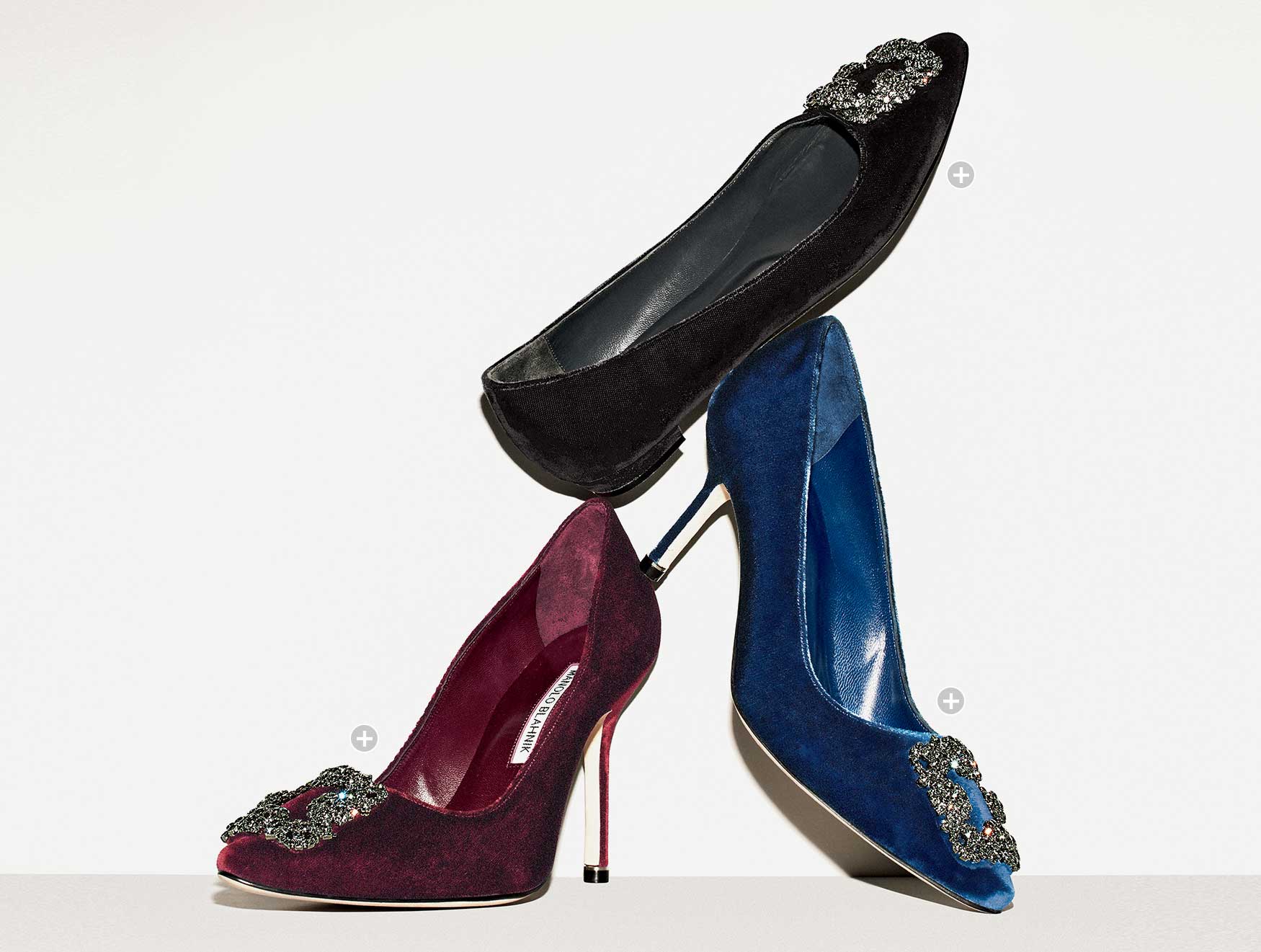 velvet flat pumps